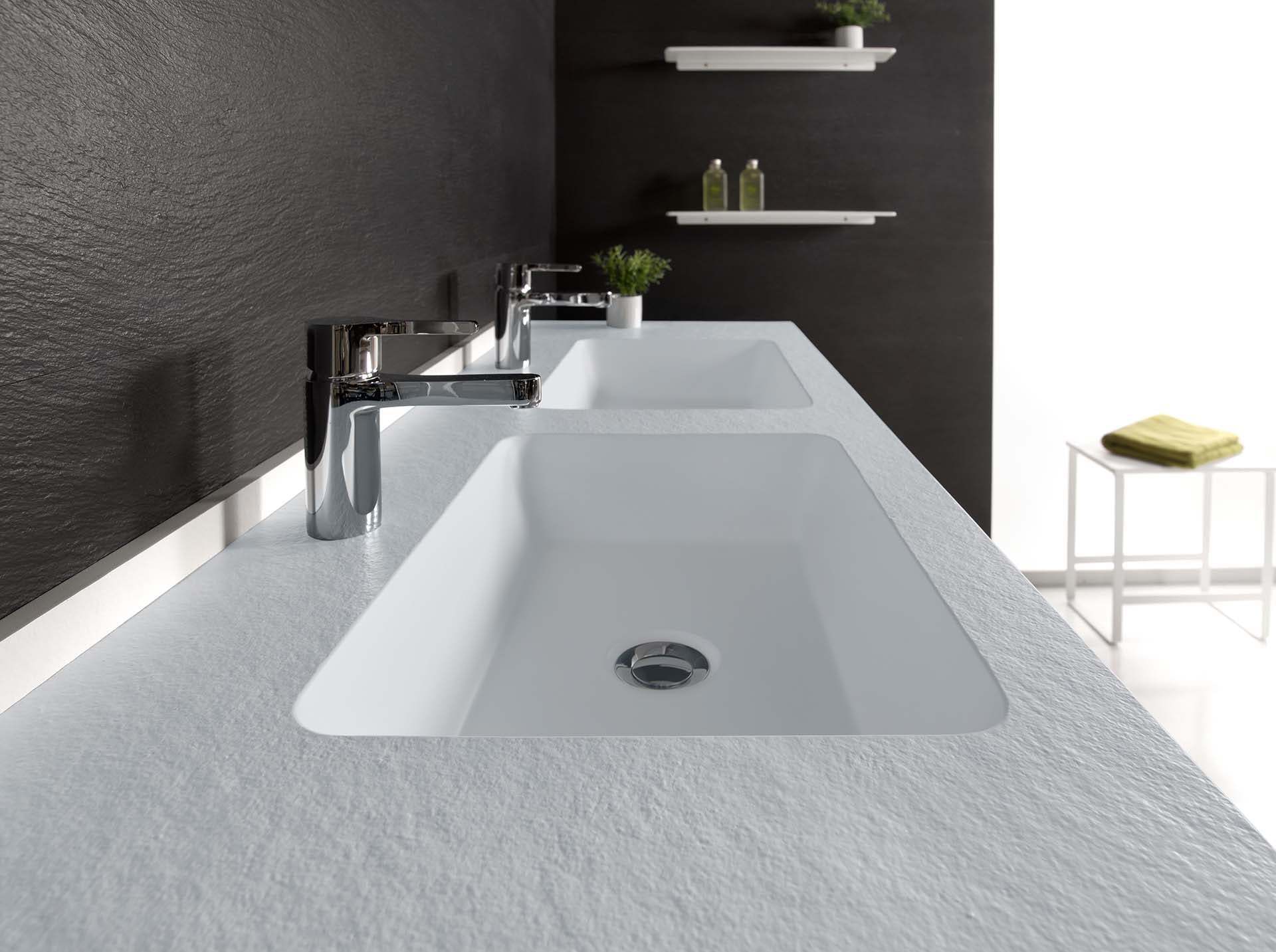 PLATINUM GREY